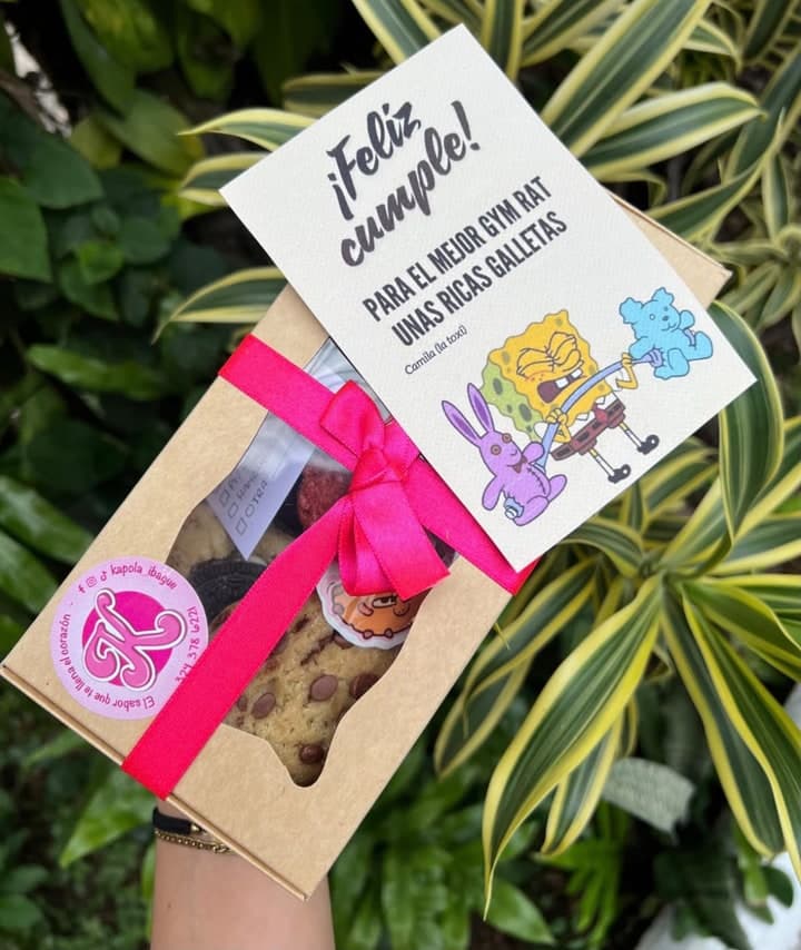 Caja de galletas con tarjeta de cumpleaños divertida con Bob Esponja